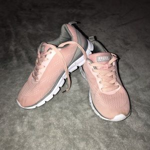 Gently used girls shoes